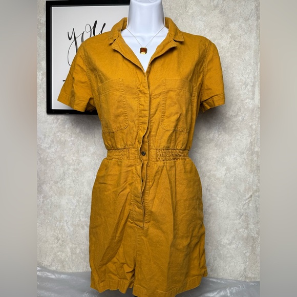 Universal Thread Mustard Button-Up Dress - Picture 2 of 16